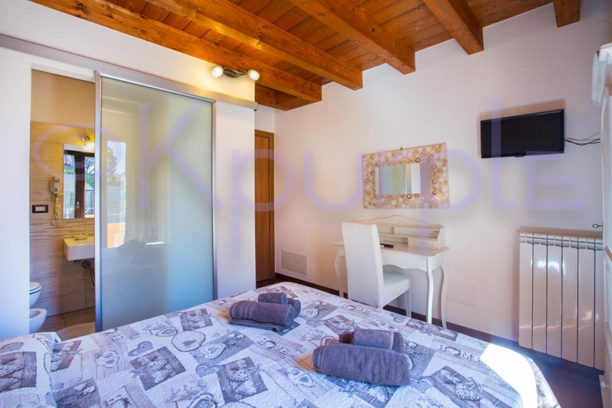 Le Api Hotel Cagliari Exterior photo